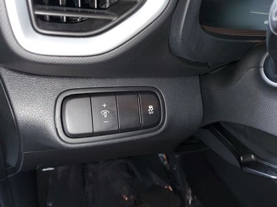 2025 Hyundai Venue SE
