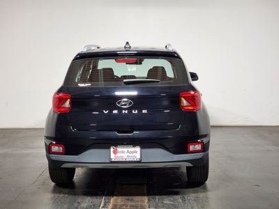2022 Hyundai Venue SEL