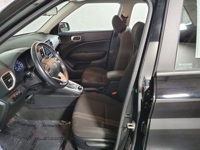 2022 Hyundai Venue SEL