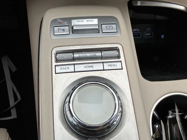 2022 Genesis GV70 2.5T