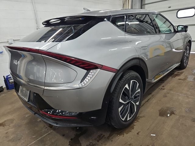 2022 Kia EV6 Wind