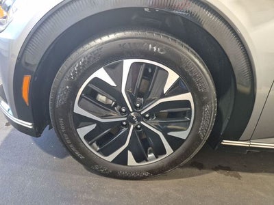 2023 Kia EV6 Wind
