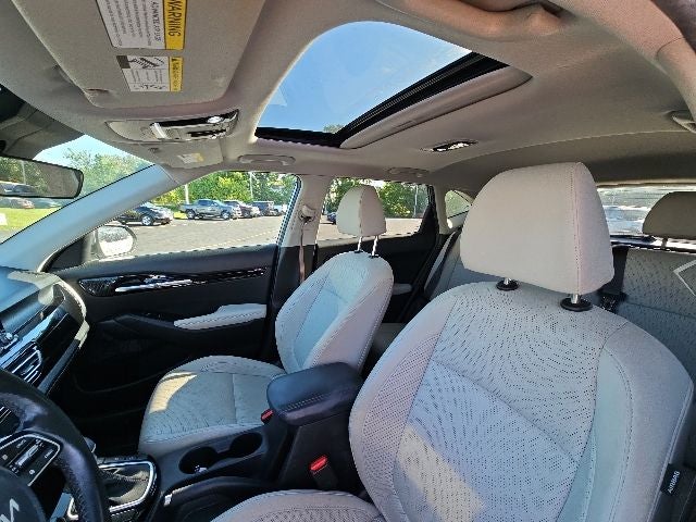 2022 Kia Seltos EX