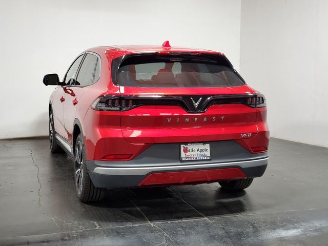 2024 VinFast VF 8 Plus
