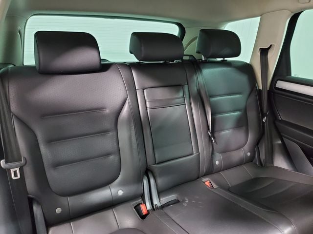 2016 Volkswagen Touareg VR6 FSI Sport