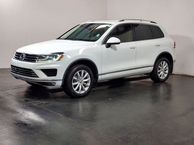 2016 Volkswagen Touareg VR6 FSI Sport